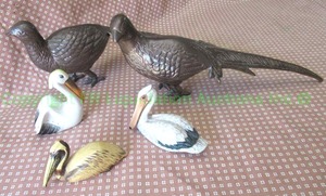 lot 299 image: Bird figurines as shown
