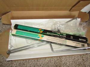 lot 110 image: Floralight plant grow light in original box