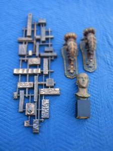 lot 73 image: Home decor, wall mounted candle holders