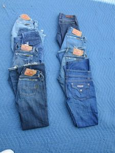 lot 106 image: Womens Jeans