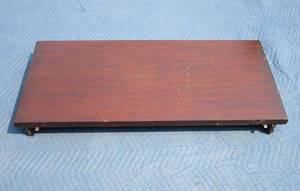 lot 140 image: Thick and heavy table leaf