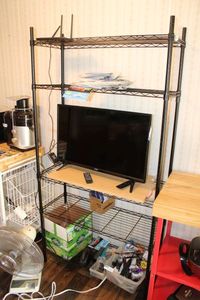 lot 10 image: Metro Black Metal Shelving 5-Tiers,CONTENTS NOT INCLUDED