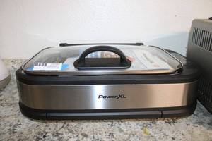 lot 54 image: PowerXL Smokeless Grill Model PG-1500FDR
