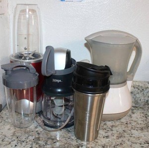 lot 56 image: Nutribullet Mixer, Ninja Small Blender, Cocoa-Latte Dispenser and More