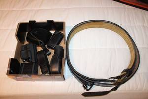 lot 76 image: Leather Belts and Holsters, see pictures