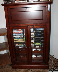 lot 97 image: Glass Front Locking Cabinet CONTENTS NOT INCLUDED