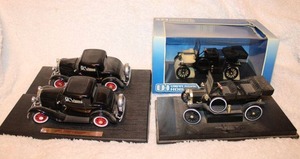 lot 137 image: Model Cars 2  Ford Model T Touring (One in Box), 2  1932 Ford 3-Window