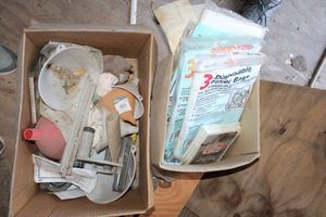 lot 314 image: Disposable Filter Bags, Funnels
