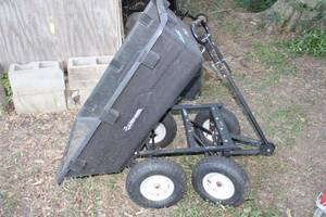 lot 300 image: Strongway Garden Wagon