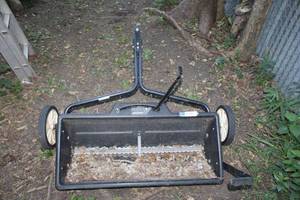 lot 304 image: Tow Behind Spreader