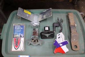 lot 281 image: Hitch Covers, 2 Hitch and Trailer Hitch Guide Plate