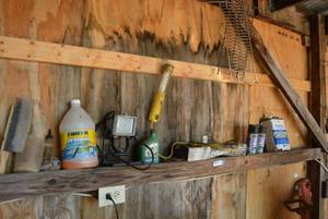 lot 334 image: Rain-X, Halogen Work Lights, Quaker State Oil, Waterproofing Seal, Fuel Siphon