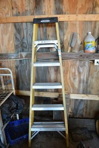 lot 333 image: Werner 6 Foot  Ladder 300 Lb. Limit