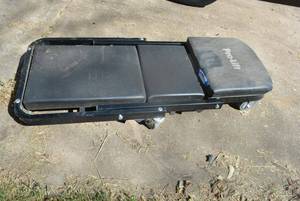 lot 322 image: Power Lift Folding Creeper