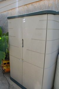 lot 353 image: Rubbermaid Storage Cabinet (Cabinet Only), approx. 6 Ft. Tall