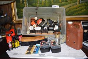 lot 183 image: Shoe Polish Lot