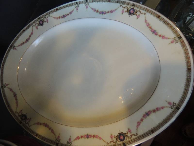 lot 20 image: Bavaria Platter very ornate 10.5x14...
