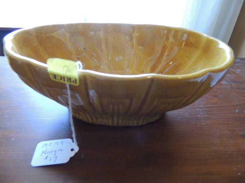 lot 22 image: Haggar #17 Plants on yellowish back...