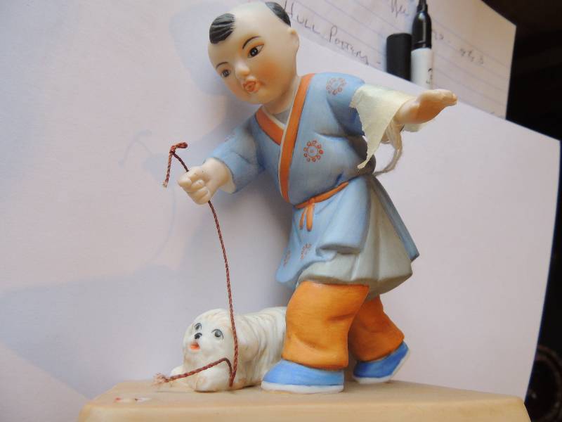 lot 30 image: Six Childrens Games 6 HT  and Bas...