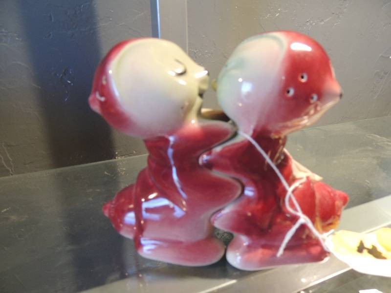 lot 34 image: Love Bugs Salt and Pepper Shakers...
