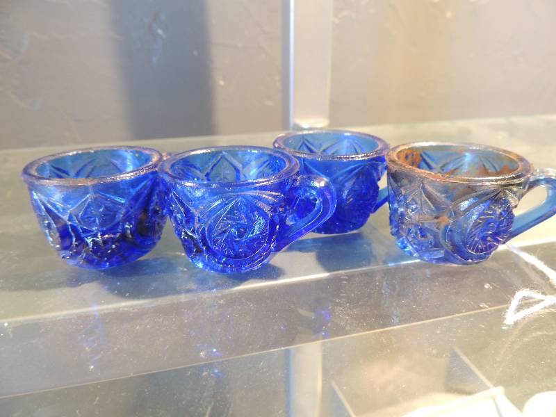 lot 55 image: Pressed Glass Blue mini cups qty 4 ...