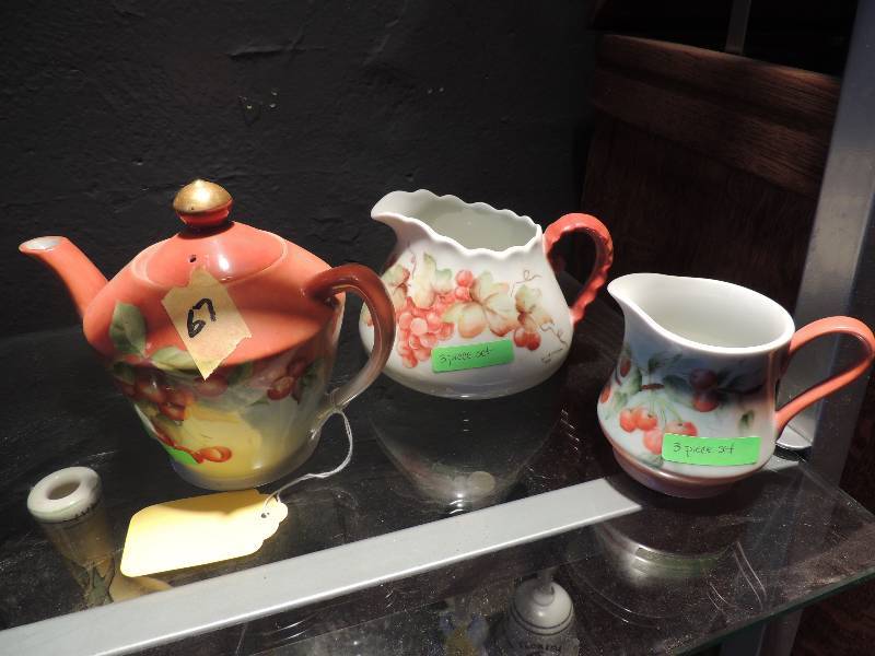 lot 67 image: Tea Pot set 3 pieces 1984...