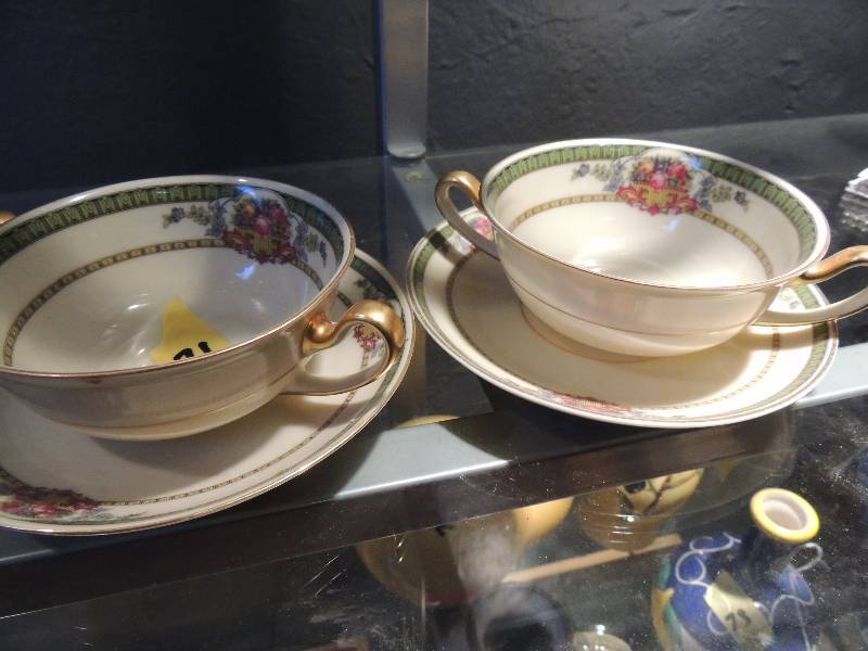 lot 71 image: Bavaria The Savanah Cups and Sacu...