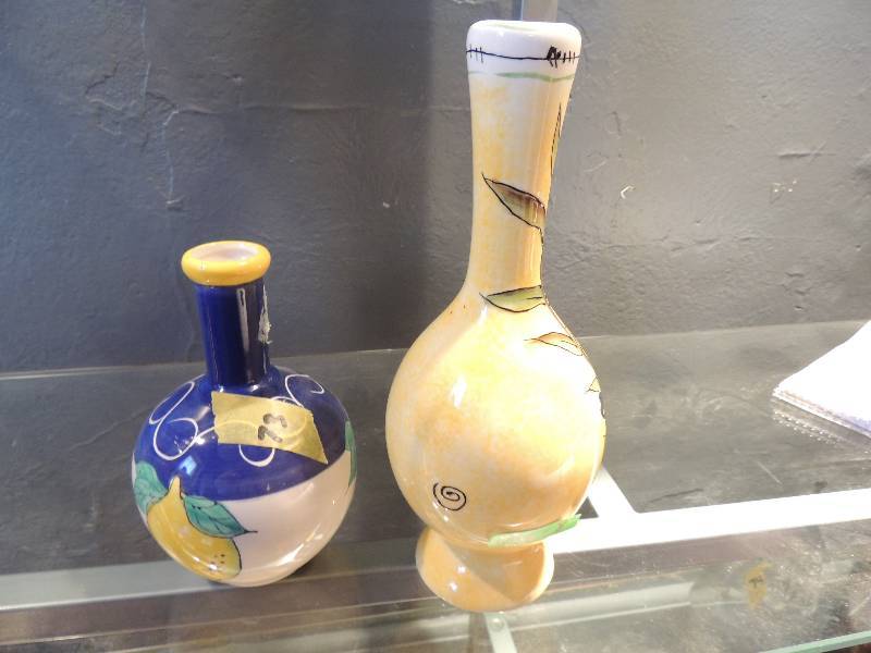 lot 73 image: Danny DeVito LemonCello Vase 7, & ...
