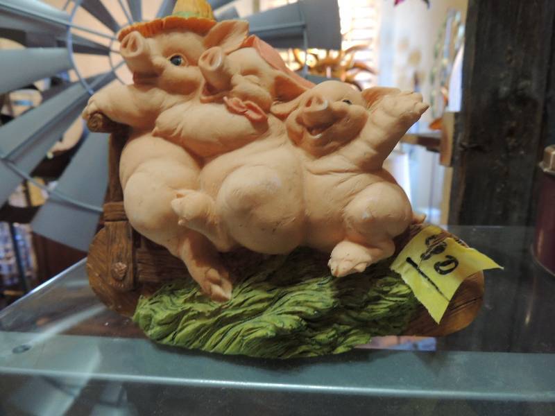 lot 92 image: Artifice Ceramic Pig 5.25...