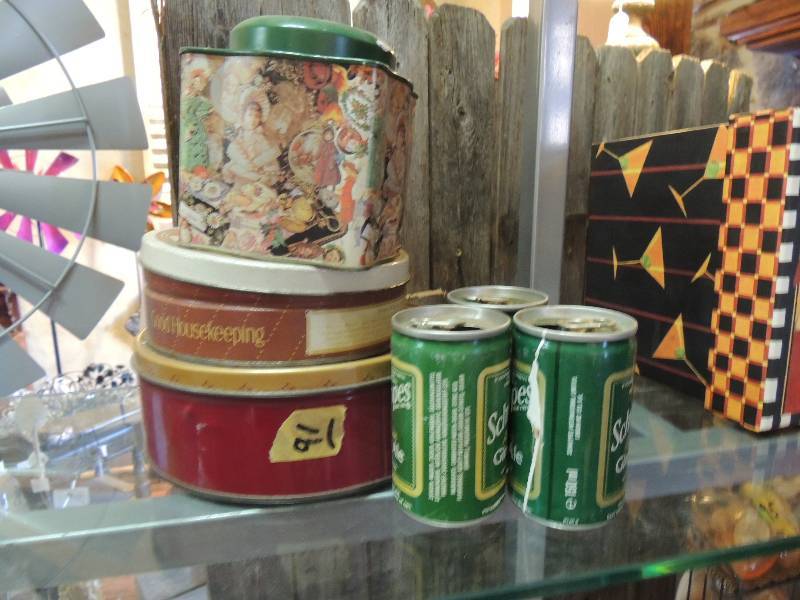 lot 90 image: 3 Schweppes Gingerale cans 3.5  and assorted tins