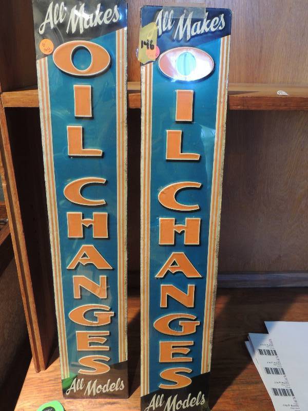 lot 146 image: Metal Oil Change SIgns New in PACKAGE (5x...