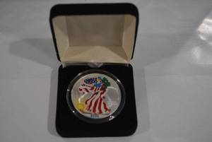 lot 22 image: Colorized Silver American Eagle Coin 2000