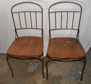 lot 86 image: 2 Bronze Metal Breakfast Chair with Oak Wood Seat