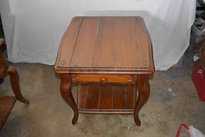 lot 87 image: Oak Distressed Side Table