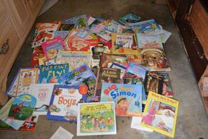 lot 94 image: Childrens Books, see pictures