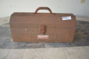 lot 161 image: Master Mechanic Tool Box with Removeable Tray Plus Tools