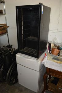 lot 166 image: Avanti Freezer Model VM301W and Vissani Mini Frig without Door Model HVWC28ST