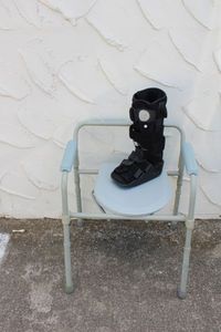 lot 206 image: Portable Potty Seat and Fracture Cast Boot
