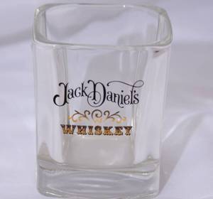 lot 40 image: Jack Daniels Collectible Rocks Whiskey Glass