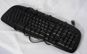 lot 155 image: logitech classic keyboard 200
