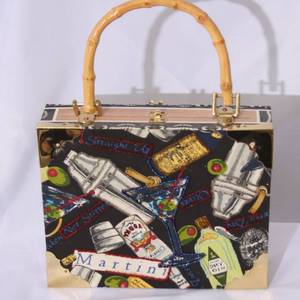 lot 13 image: Handmade Cigar Purse  Silk