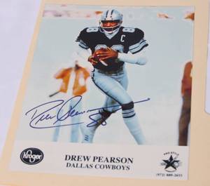 lot 2 image: Dallas Cowboys Drew Pearson   w Autograph