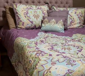 lot 194 image: Comforter Set  Used in one house for Staging  Queen Set includes Pillow shams and Extra Pillows