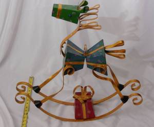 lot 301 image: Christamas Rocking horse  Rocky Horse w package