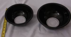 lot 305 image: Old (vintage) Mixing Bowls