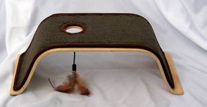 lot 341 image: Cat Scratch Step