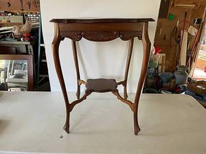 lot 88 image: Solid Wood Decorative Side Table