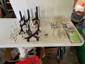 lot 90 image: Plate Stands, and Tea Cup Holders
