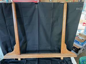 lot 95 image: Wooden Stand for Dresser Mirror