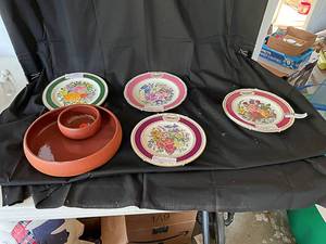 lot 98 image: 1982 Chelsea Flower Show Plate Maytime I Chelsea, 1984 Chelsea Flower Plate Chelsea Morning, 1987 Chlsea Flower show Plate Chelsea Fragrance, 1989 Chelsea Flower Show Plate Chelsea Autumn Glory Plate